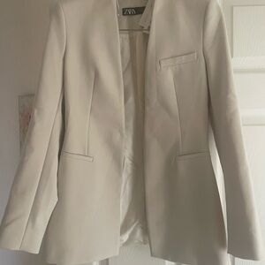 NWT Zara Women's Off-White Blazer